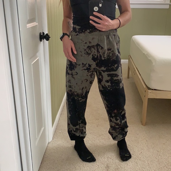 Bleached dyed joggers - Picture 3 of 6